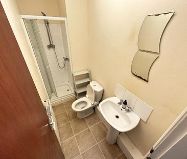 20 Ash Tree Road, Manchester, M8 - Photo 4