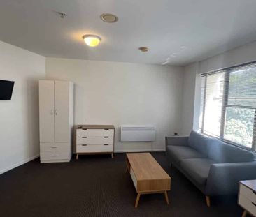 Wellington Central, 1 Bedroom - Photo 2