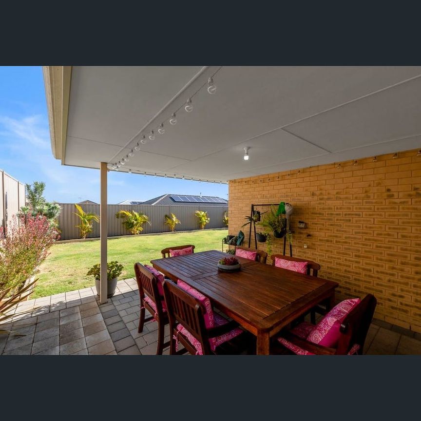 WELL PRESENTED 4X2 FOR LEASE - Photo 1