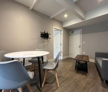 2 bedroom ground floor flat to rent - Photo 3