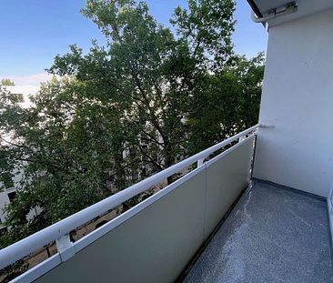 Achtung: Mini-Miete! 1-Zimmer Wohnung mit Balkon! - Photo 4