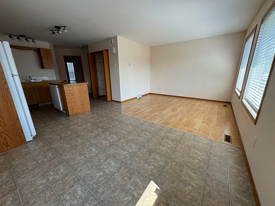 Desirable Location 4 BEDROOM 1/2 Duplex in Blackfalds!! - Photo 1