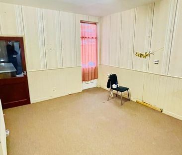 74 Leicester Street, Whitmore Reans, WV6 0PS - Photo 2