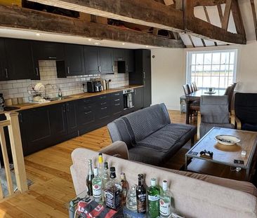 3 bedroom townhouse to rent - Photo 2