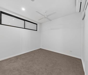 Brand New 3 Bedroom Apartment with Views to the Coast - Photo 2