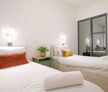 2 bedroom flat to rent - Photo 2