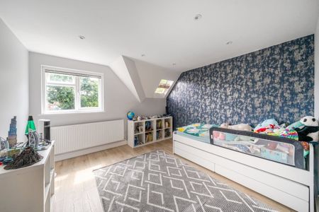 5 bedroom detached house to rent - Photo 4