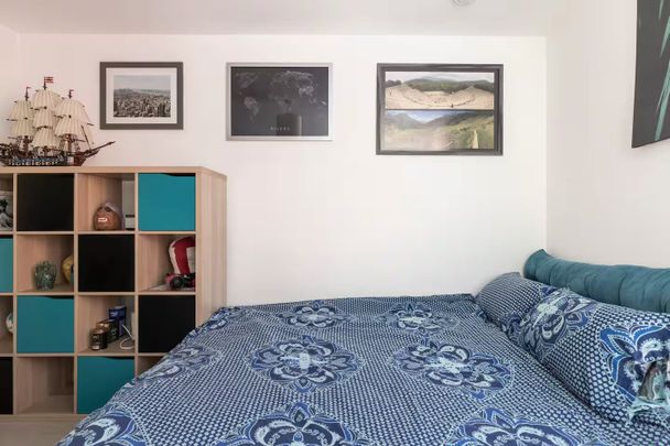 Room in a Shared Flat, Lariat Apartments, SE10 - Photo 1