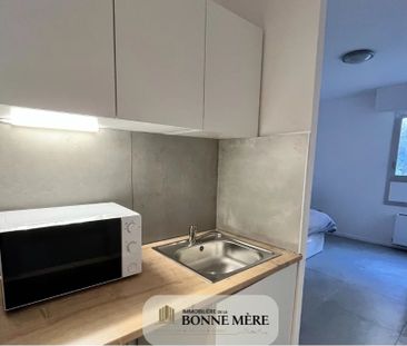 Location Appartement 1 pièce 17m² MARSEILLE 6ème - Photo 3