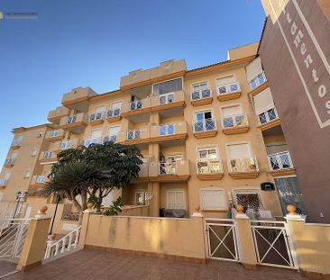 Flat with garage and communal pool - Photo 6