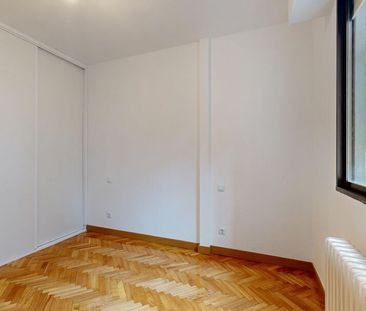 Piso de alquiler en Calle de José María Cavero, San Pascual - Photo 3