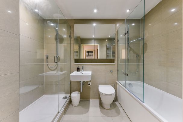 Avington House, SW15, London - Photo 1