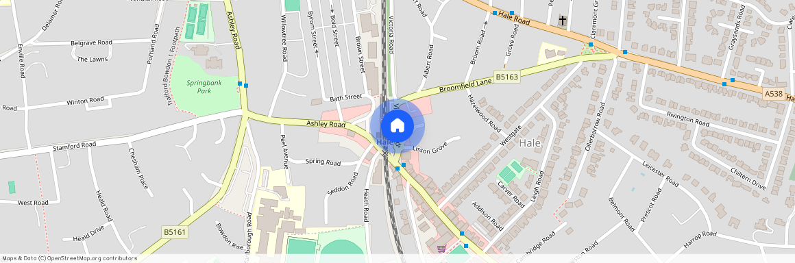 Victoria Road, Hale, WA15