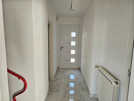 Location maison 5 pièces, 101.00m², Albi - Photo 2