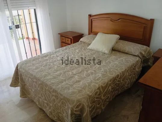 Alquiler de piso en Calle Ópalo, 9 - Photo 1