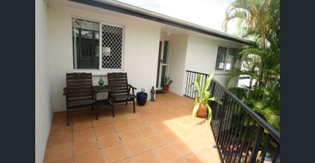 Beachside Convenience in a Peaceful Mount Coolum - Photo 5