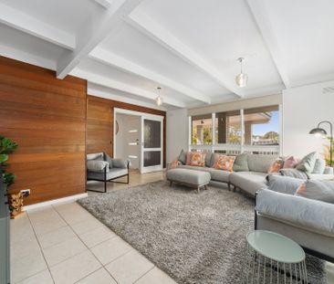 25 Neville Drive, - Photo 3