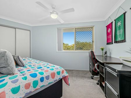 3 Bedroom Townhouse - Photo 5