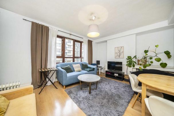 4 bedroom flat to rent - Photo 1