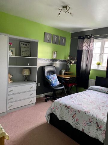 3 Bed Semi-Detached House, St. Joseph's Place, G21 - Photo 3