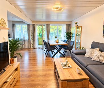 renovierte2.5 Zimmerwohnung mit grossem Südbalkon - Foto 2