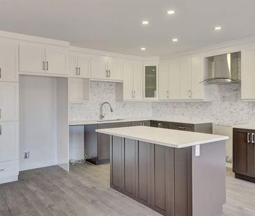 2 CH - 2 SDB - Sherbrooke - $1,750 /mo - Photo 1