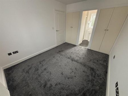 3 bedroom detached house to rent - Photo 5