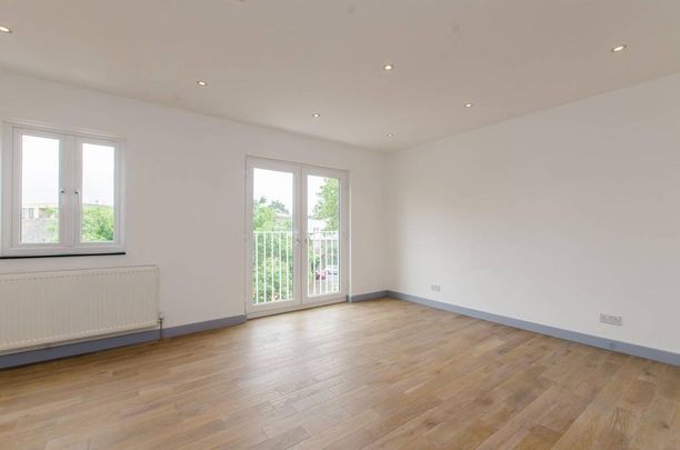4 bedroom terraced house to rent - Photo 1