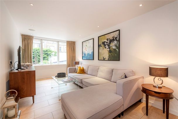 Spacious and Modern Two Bedroom Apartment - Photo 1