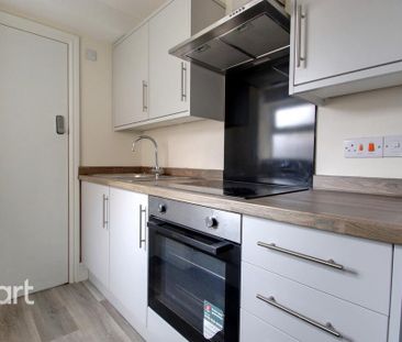 1 bedroom in a house share to rent - Photo 6