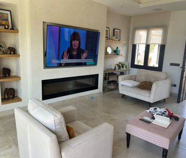 3 bedroom luxury Villa for rent in San Pedro de Alcántara, Andalusia - Photo 6