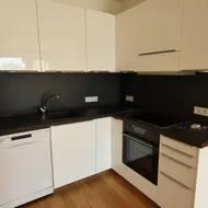 Ruhige Neubauwohnung mit großem Südwest-Balkon - Photo 3