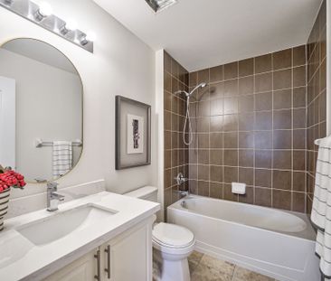 For Lease - 5 Bloom Street, Markham, Ontario - Photo 6