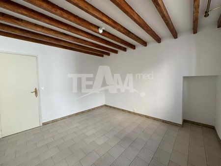 Location Appartement 4 pièces 78m² SETE 34200 - Photo 2