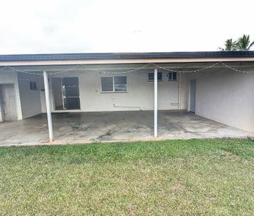 MODERN AND SPACIOUS - Photo 2