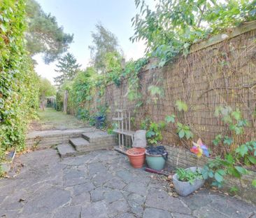 3 bedroom terraced house to rent - Photo 2