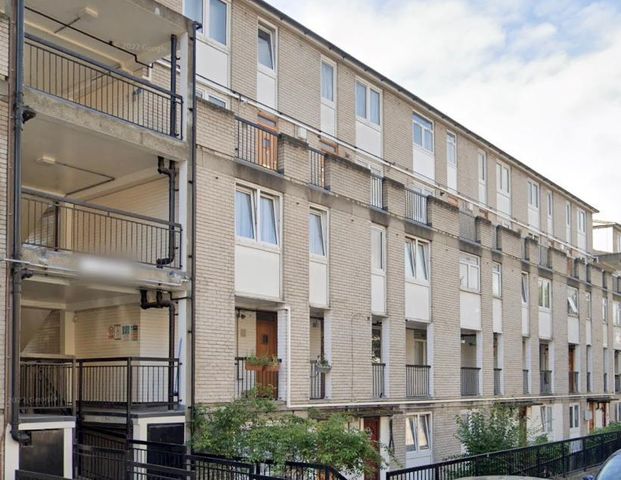 3 bedroom maisonette to rent - Photo 1