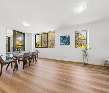 Modern One Bedroom Apartment – Newly Refreshed - Photo 2