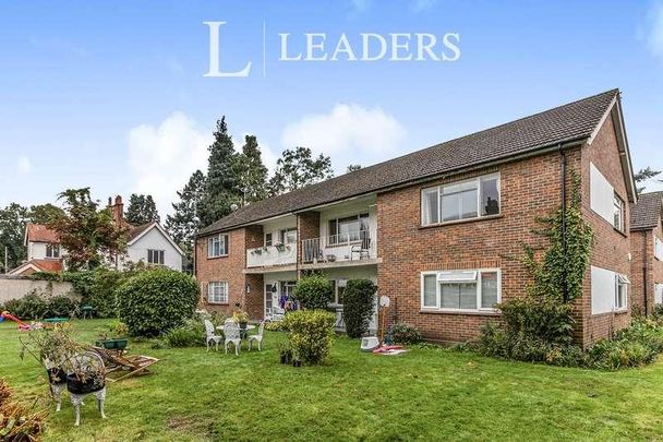 Heath Road, Weybridge, Surrey, KT13 - Photo 1