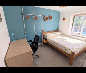 Room in a Shared House, Beeleigh Road, SM4 - Photo 6