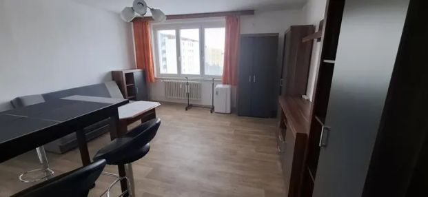 Pronájem bytu v OV o velikosti 2+kk - Brno - Líšeň - ulice Horníkova - CP 47 m - Photo 1