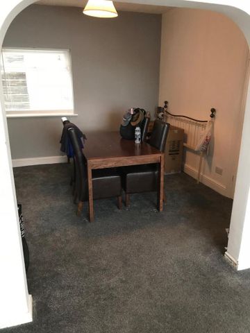 3 bedroom terraced house to rent - Photo 3