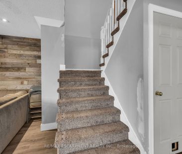 Detached Home For Lease | X8126576 - Photo 5