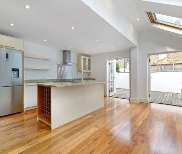 3 bedroom terraced house to rent - Photo 6
