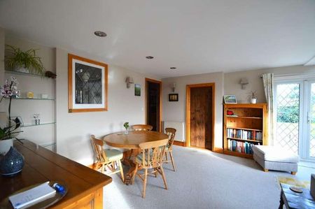 Castle Hedingham, Halstead, CO9 - Photo 4