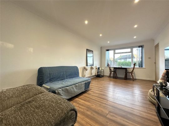 106, Iveson Drive, Leeds, West Yorkshire, LS16 6NL - Photo 1