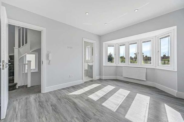 Stanley Avenue, Greenford, UB6 - Photo 1