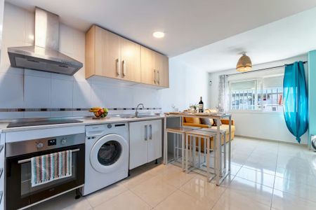 Calle Sancti Espíritu, Málaga, Andalusia 29006 - Photo 2