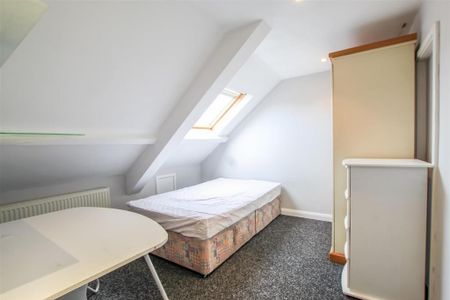 5 bedroom house to rent - Photo 2