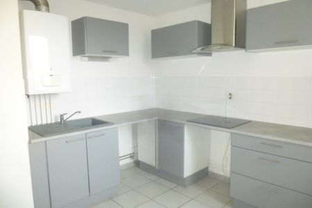 Location Appartement 3 pièces 72m² LE PUY EN VELAY 43000 - Photo 4